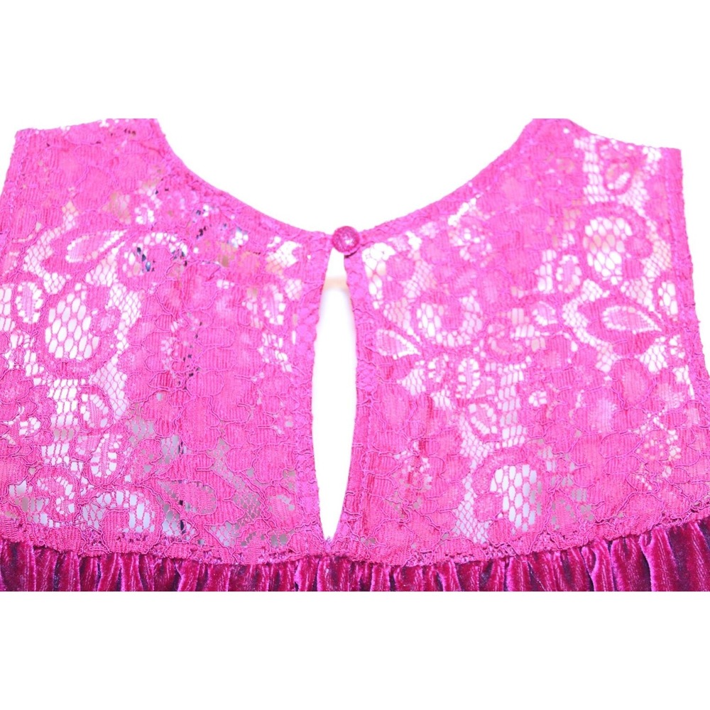 ✨2/$20 NWT Miss Me Cold Shoulder Crushed Velvet Lace Blouse Small Dark Romantic - Picture 6 of 11